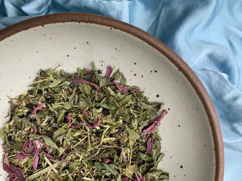 63b07e1-4544-1b43-abf8-17da7c712d35how-to-make-herbal-tea-blends-04-710x5331 63b07e1-4544-1b43-abf8-17da7c712d35how-to-make-herbal-tea-blends-04-710x5331